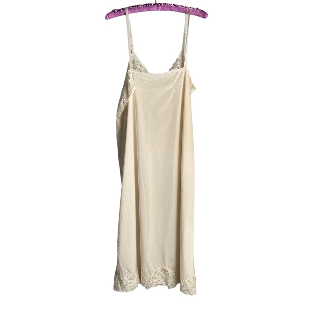Vanity Fair | Vintage Classic Lace Trim Nylon Full Slip Dress Size 38 - Picture 4 of 10